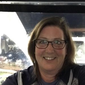 Meet your Posher, Denise